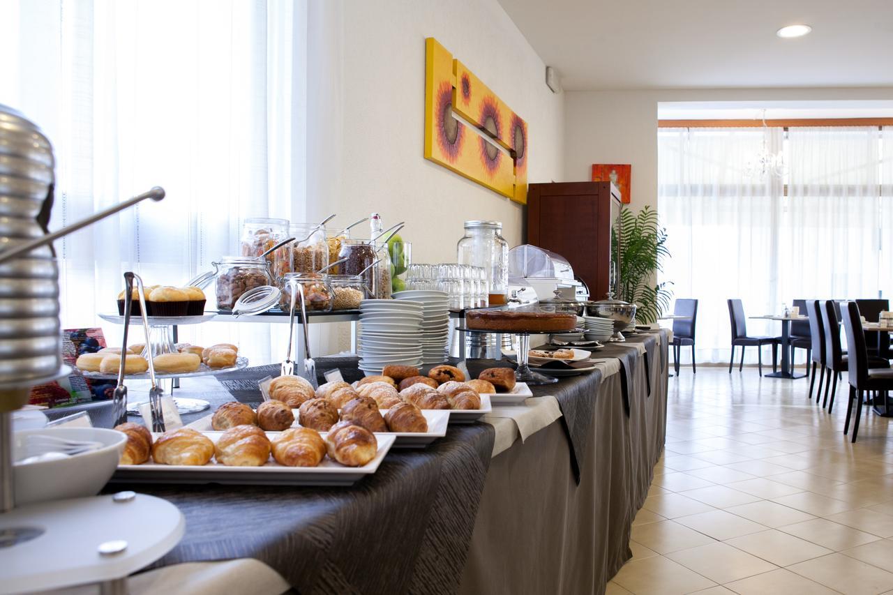 Umberto Hotel